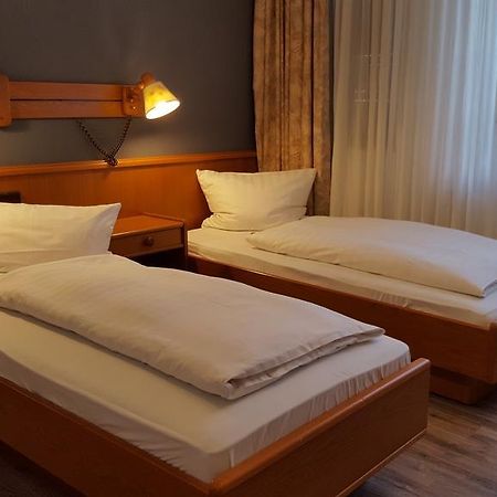 Hotel Alt Steinbach Steinbach im Taunus Ngoại thất bức ảnh