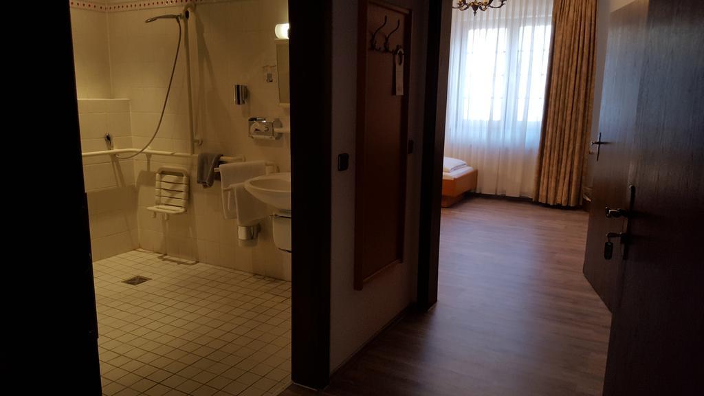 Hotel Alt Steinbach Steinbach im Taunus Ngoại thất bức ảnh