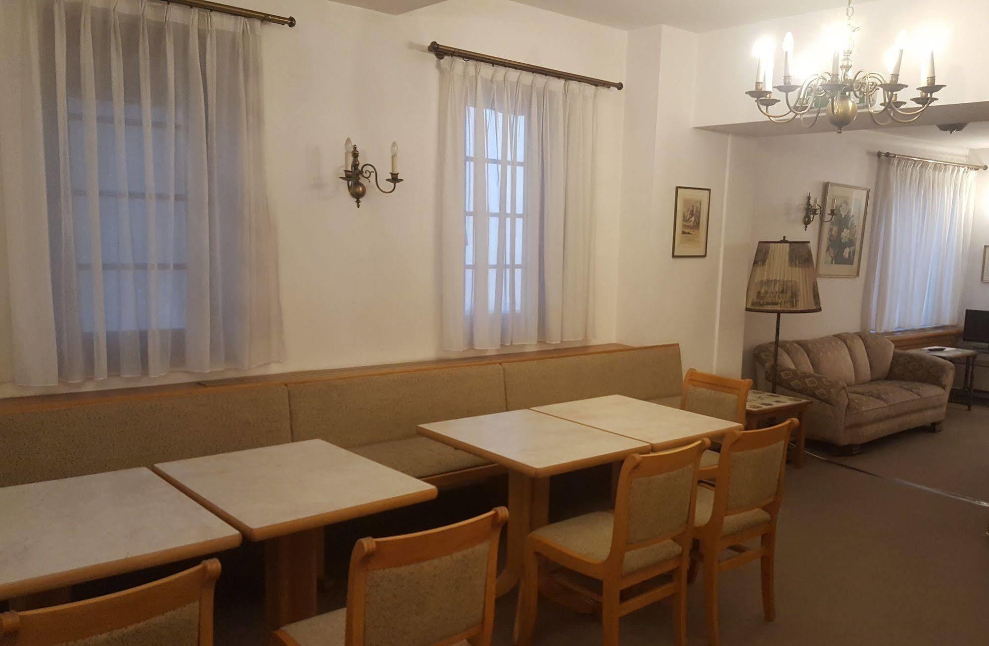 Hotel Alt Steinbach Steinbach im Taunus Ngoại thất bức ảnh